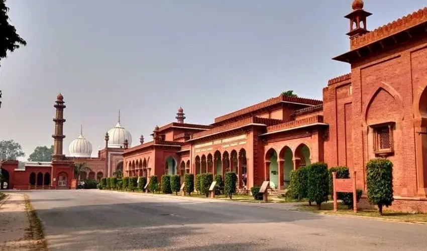 aligarh-muslim-university-amu-aligarh